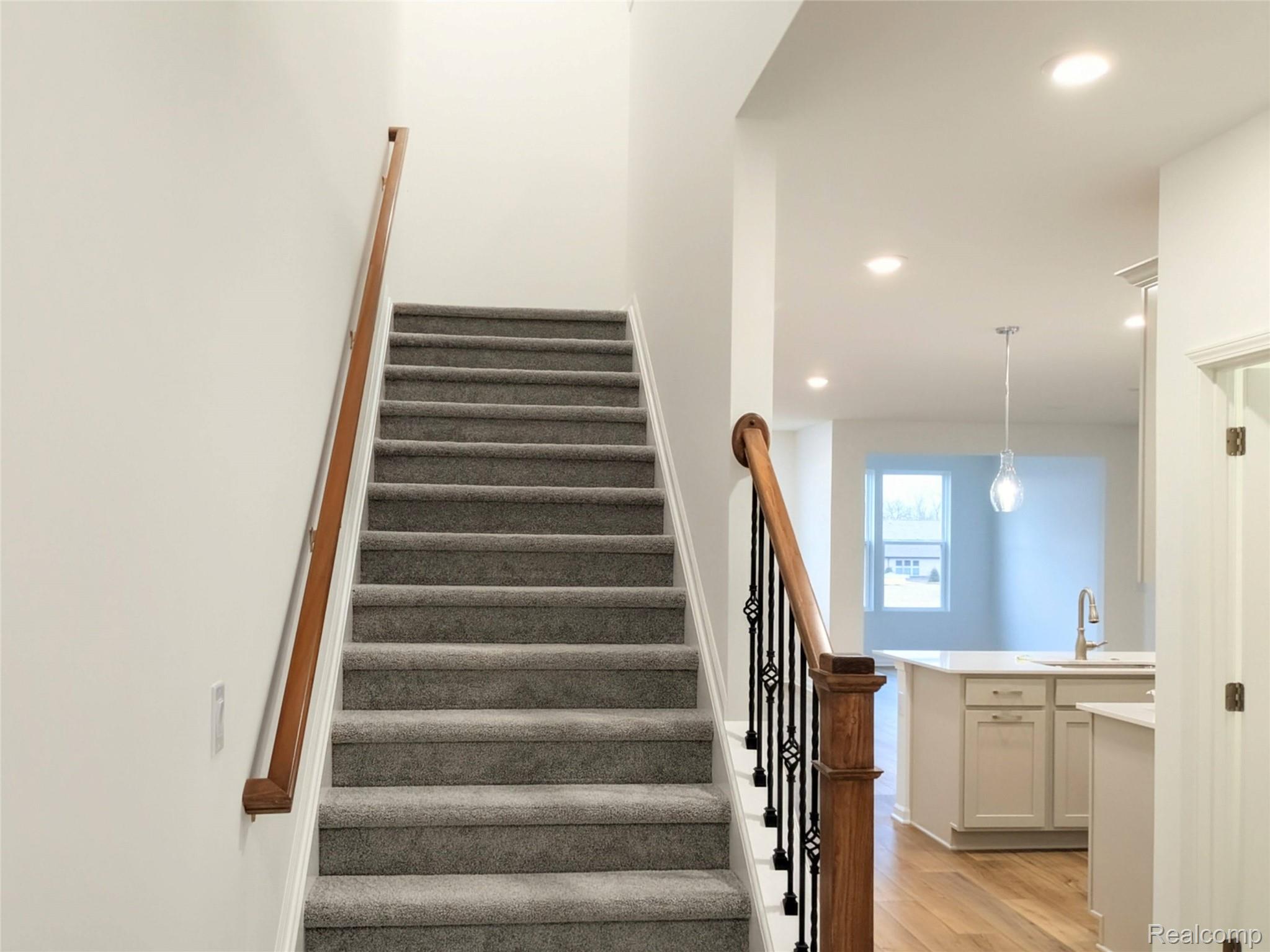 5562 E Spaniel Drive