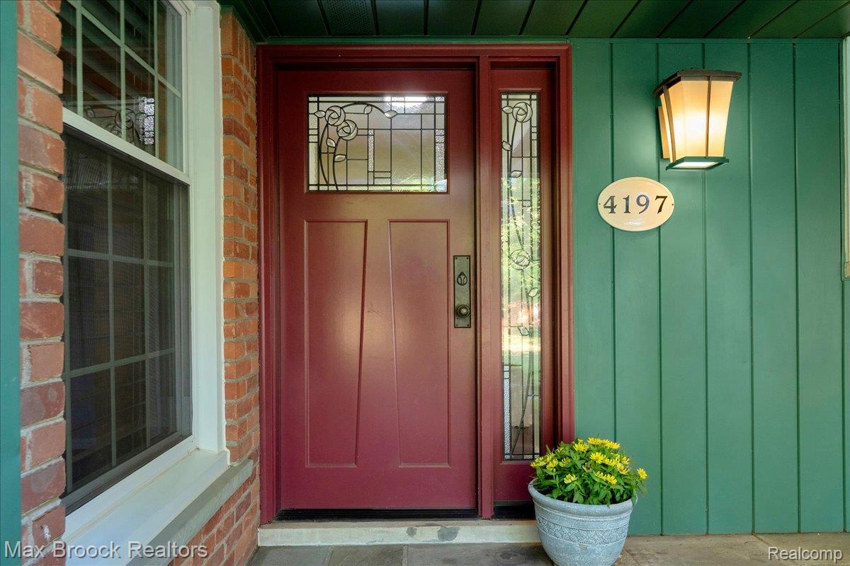 4197 Orchard Hill Drive