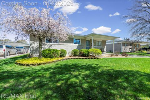27604 Liberty Drive Warren City MI 48092