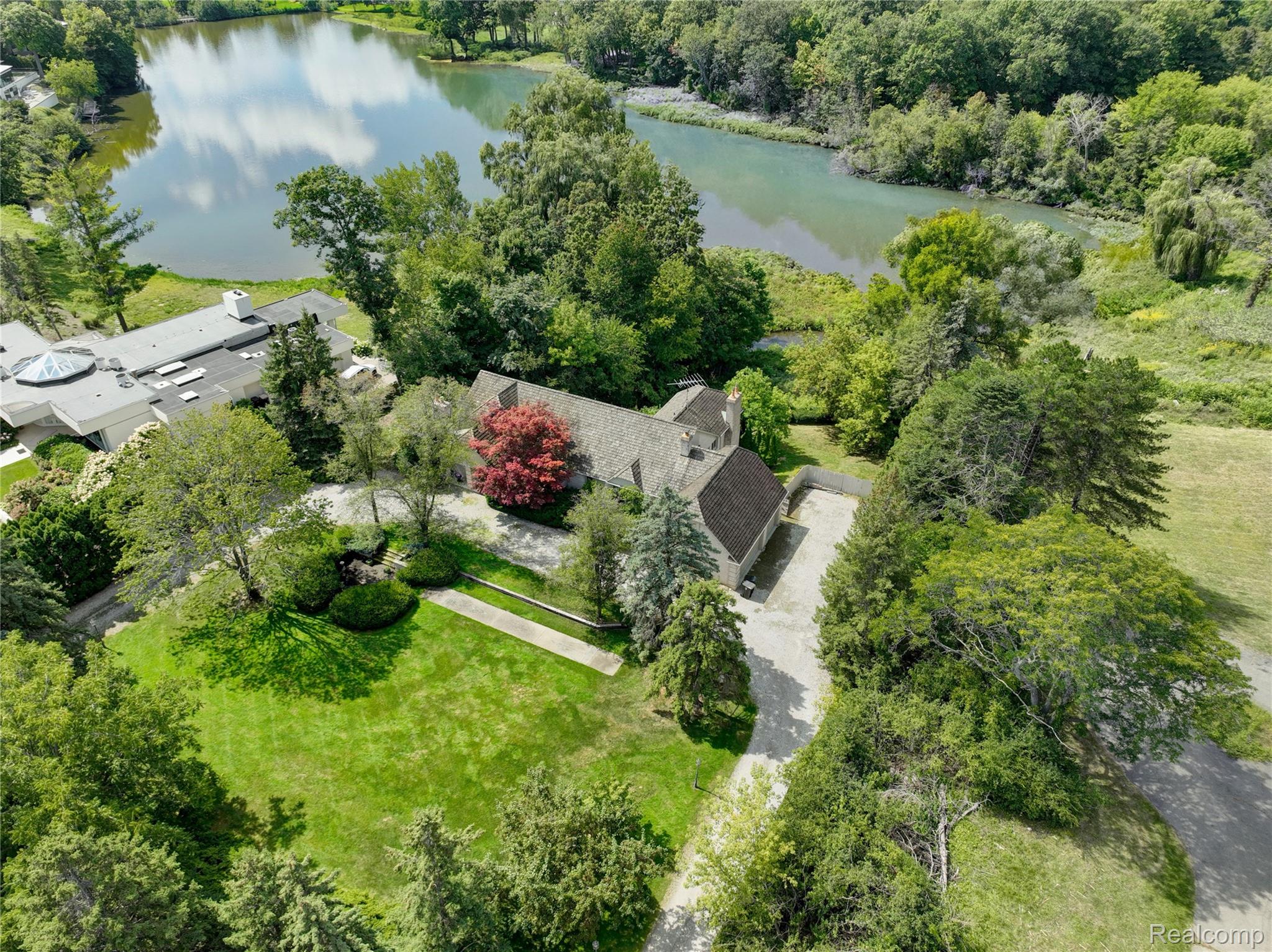 363 Lakewood Drive