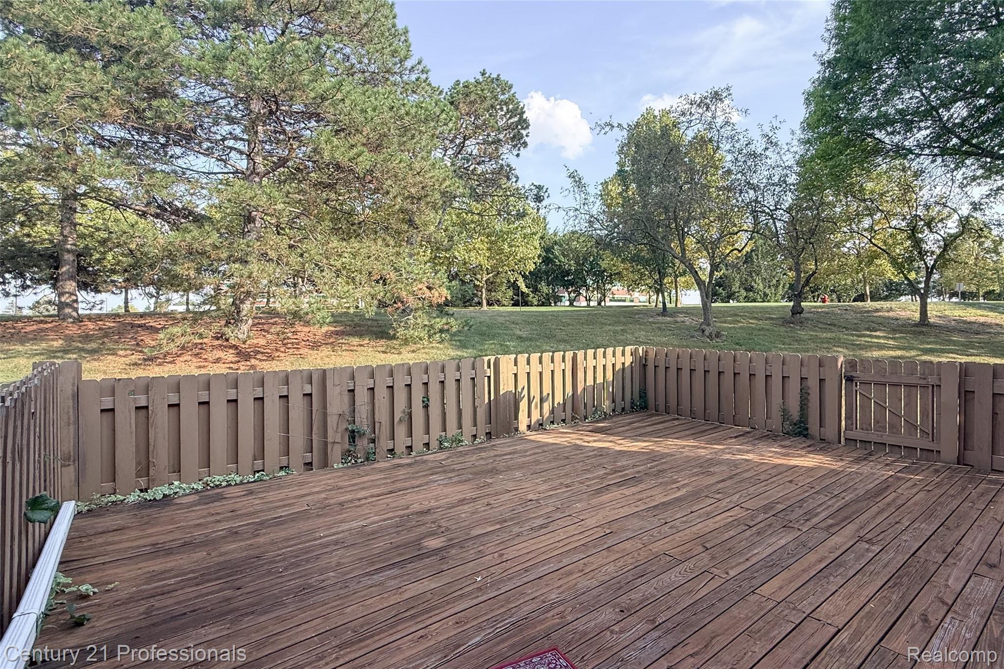 1520 Brentwood Drive