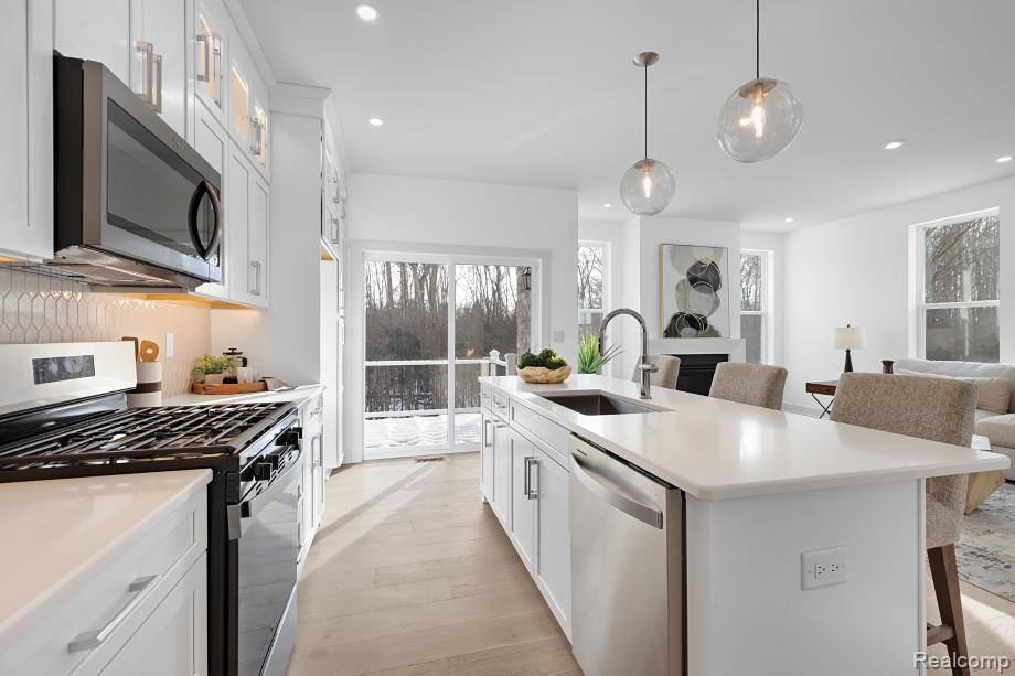 5404 Poppydrew Lane 6