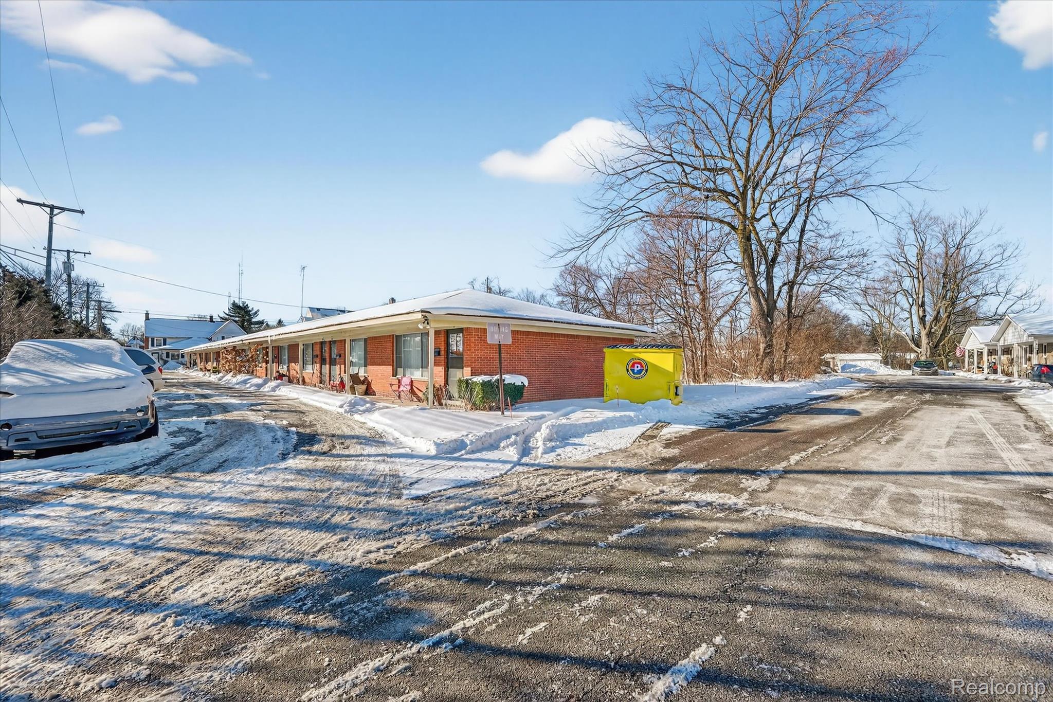 23 W Burdick Street 1