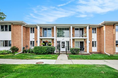 8226 Huntington Street 24 Westland City MI 48185