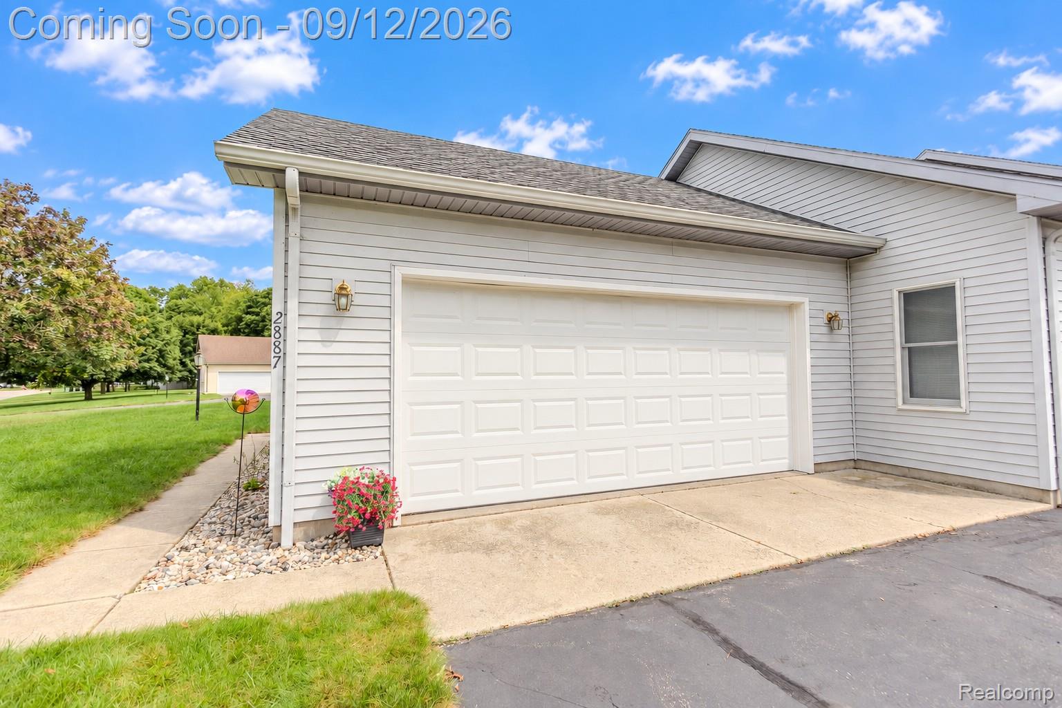 2887 Twelve Oaks Drive