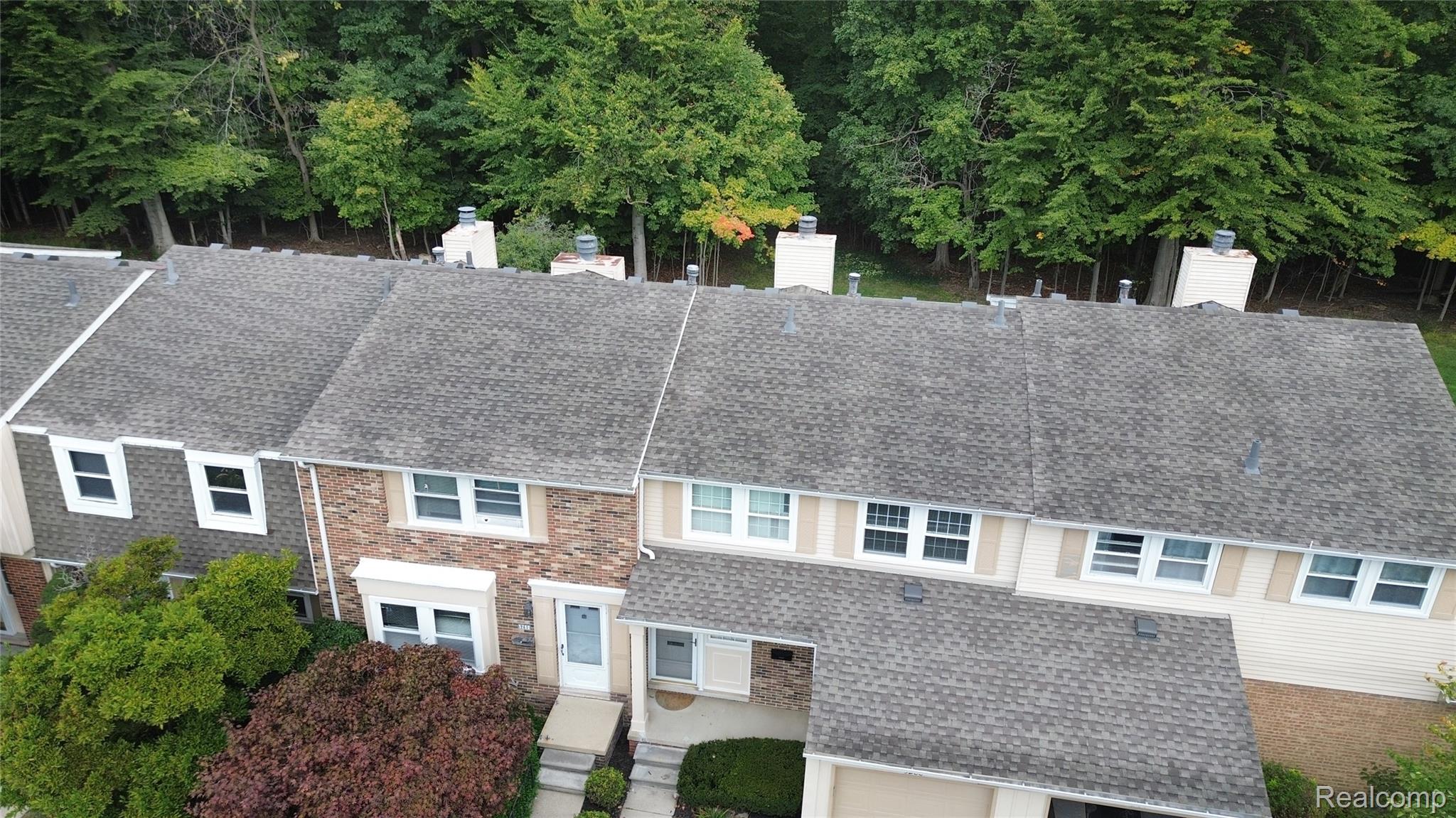 5288 Breeze Hill Place