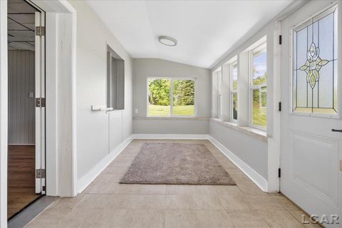 Tiny photo for 1400 Lakeview Drive, Manchester Township, MI 49287 (MLS # 56050209540)