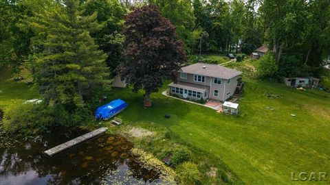 Tiny photo for 1400 Lakeview Drive, Manchester Township, MI 49287 (MLS # 56050209540)