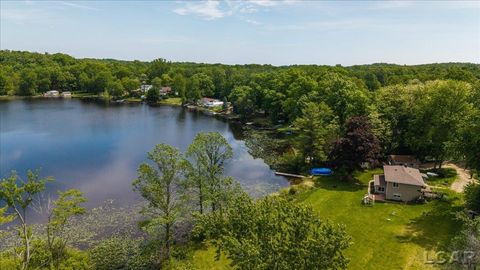 Tiny photo for 1400 Lakeview Drive, Manchester Township, MI 49287 (MLS # 56050209540)