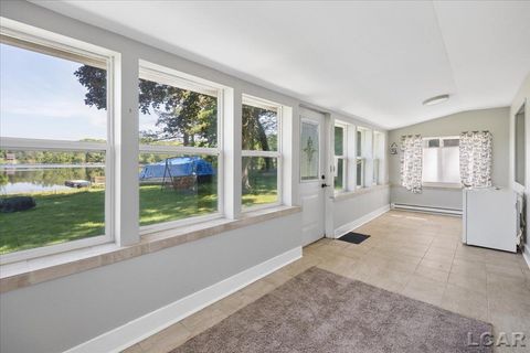 Tiny photo for 1400 Lakeview Drive, Manchester Township, MI 49287 (MLS # 56050209540)