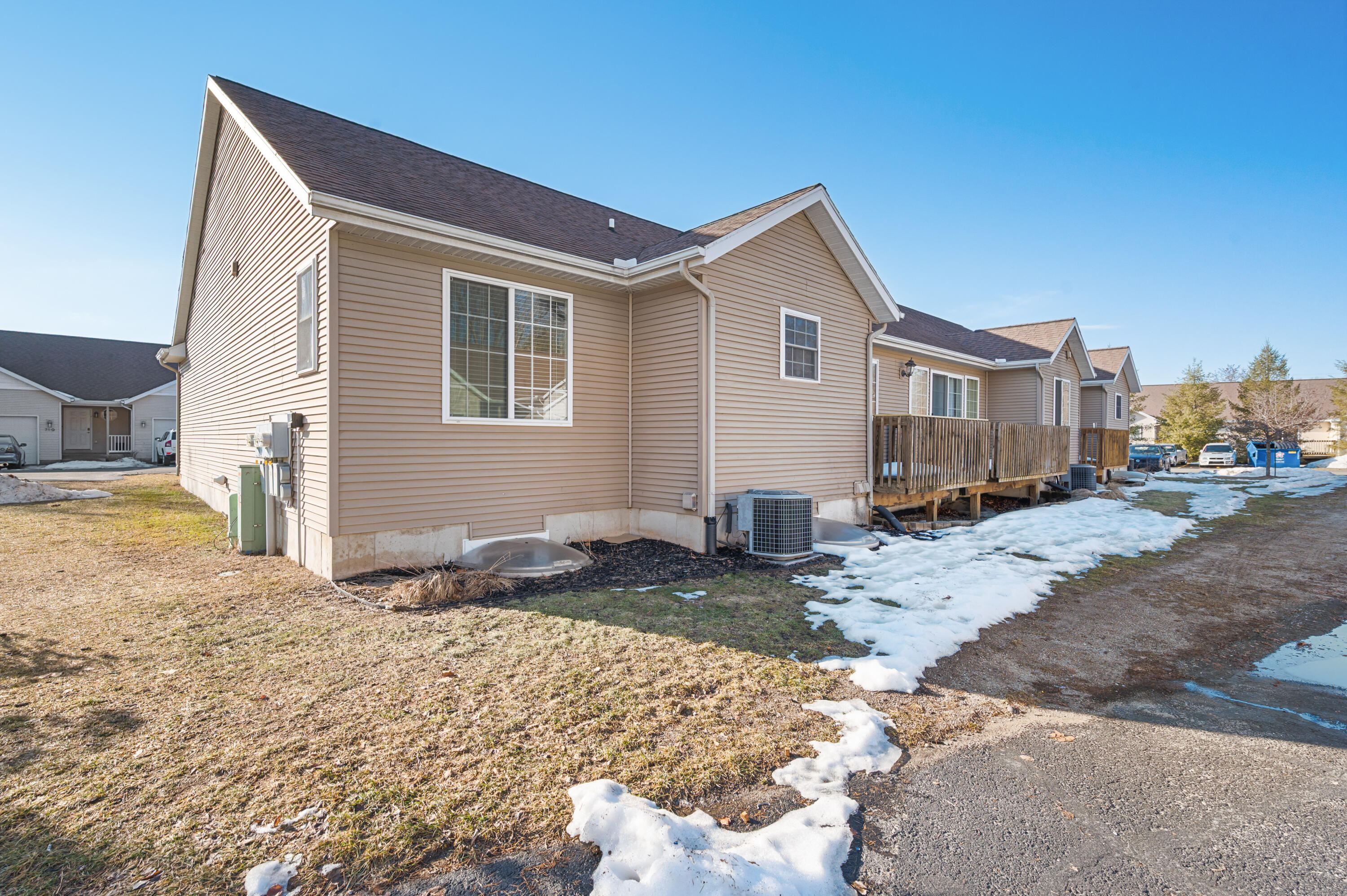 718 Tioga Park Drive