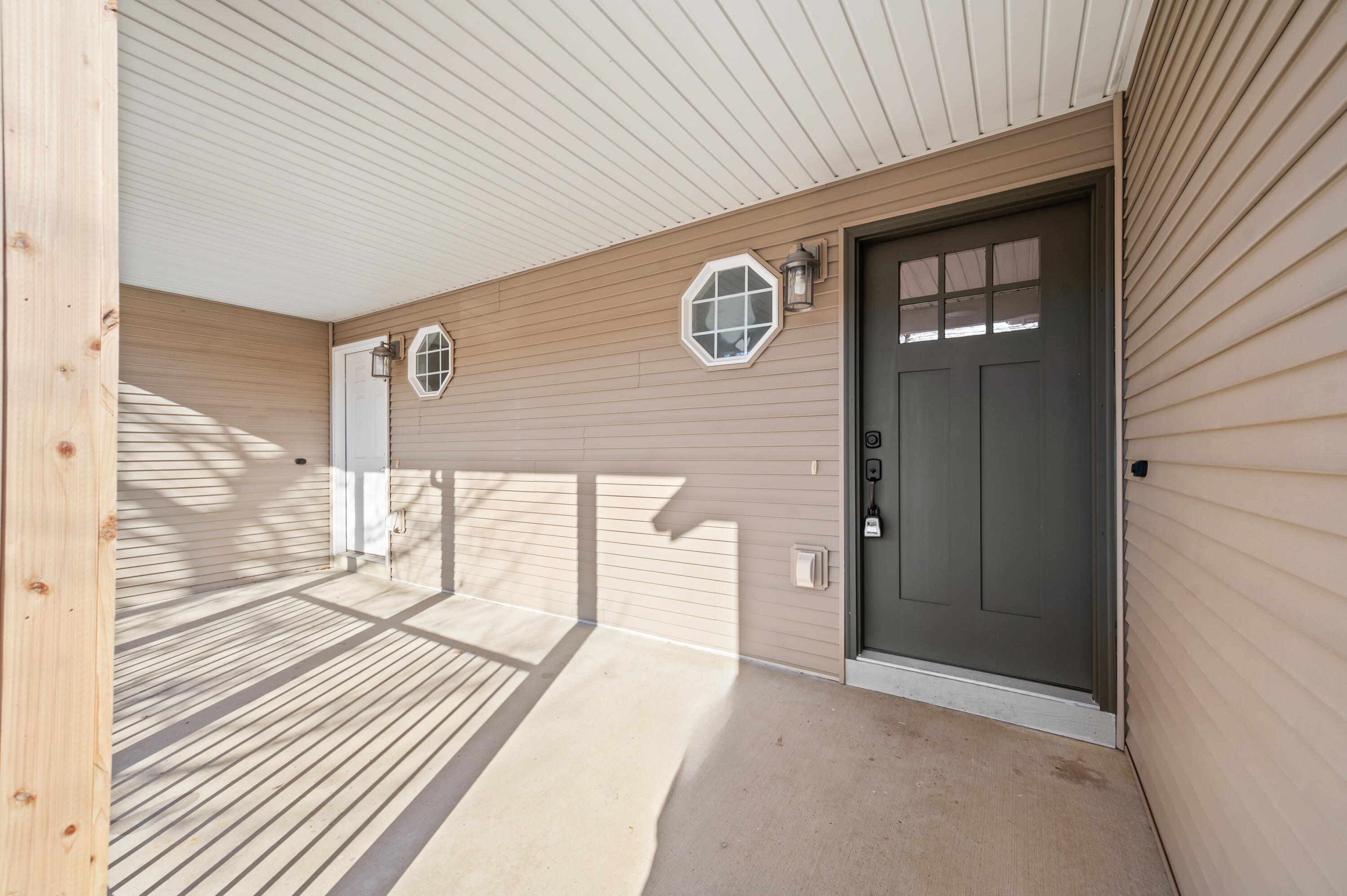 718 Tioga Park Drive