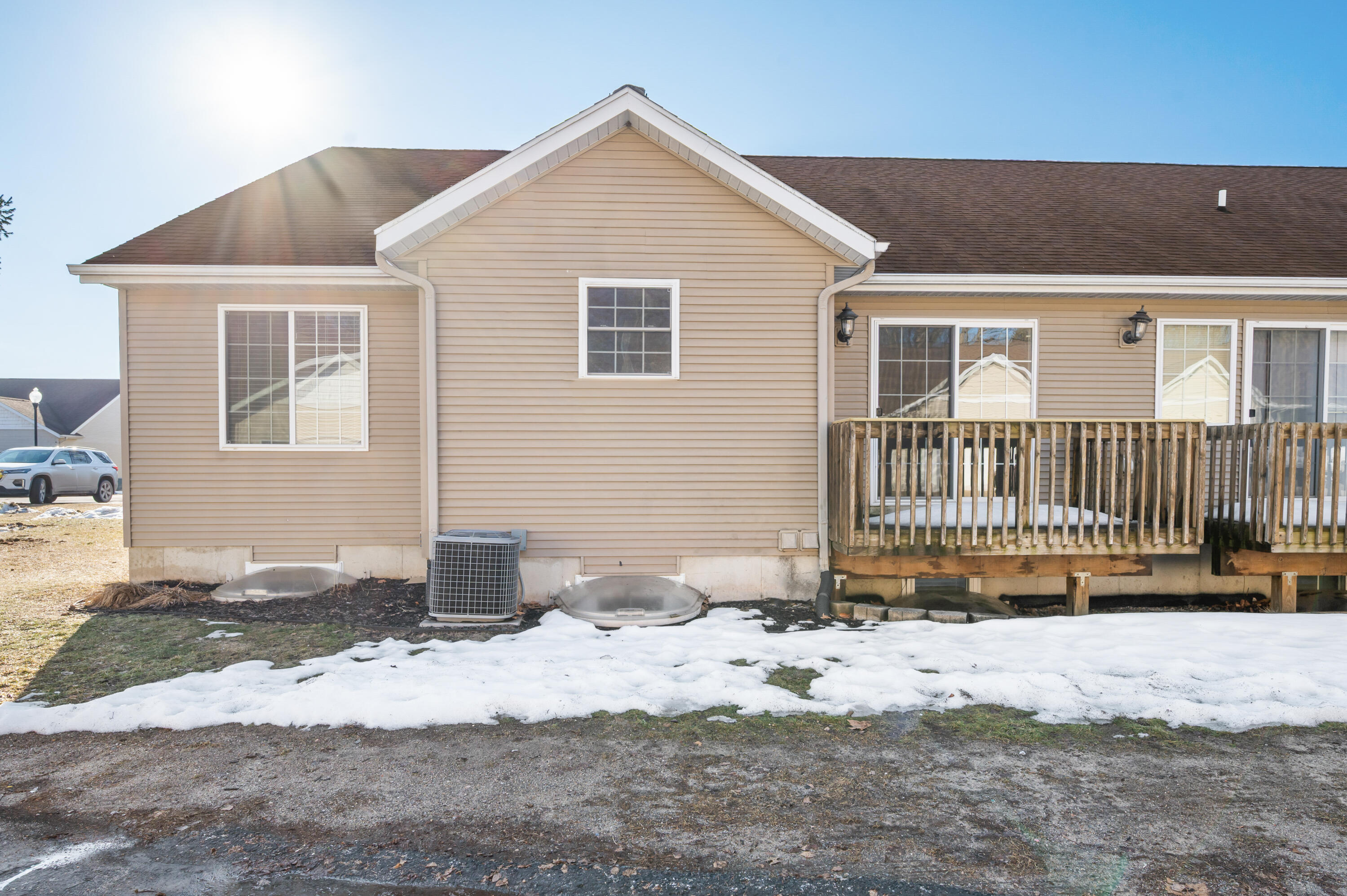 718 Tioga Park Drive