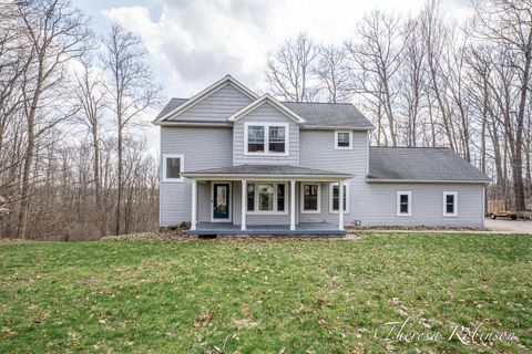 2232 Pointe North Drive NE Solon Township MI 49319