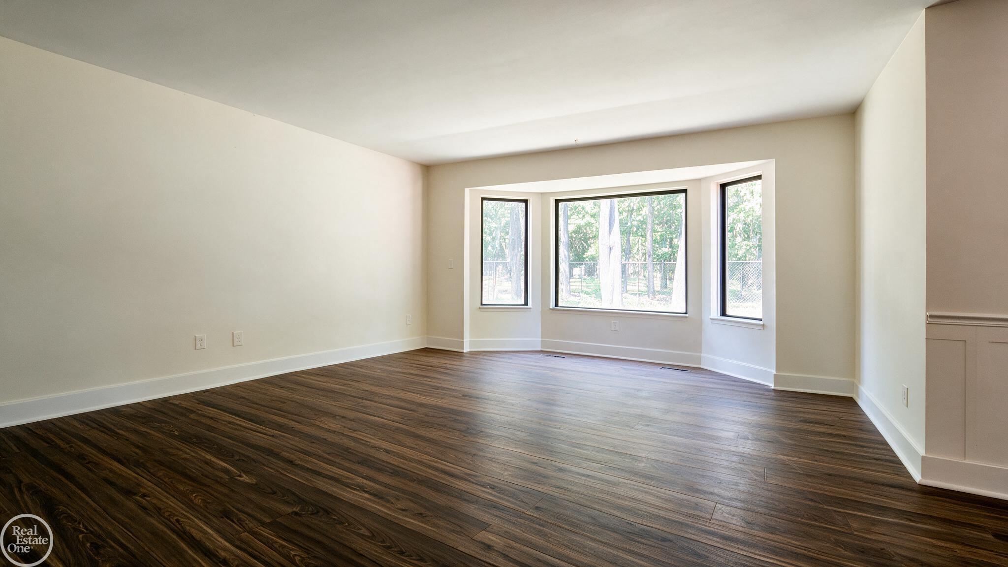 11343 Common Road