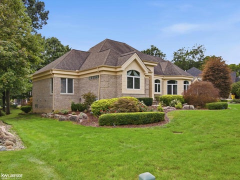 Tiny photo for 8804 Tournament Drive, Washington Township, MI 48094 (MLS # 58050223672)