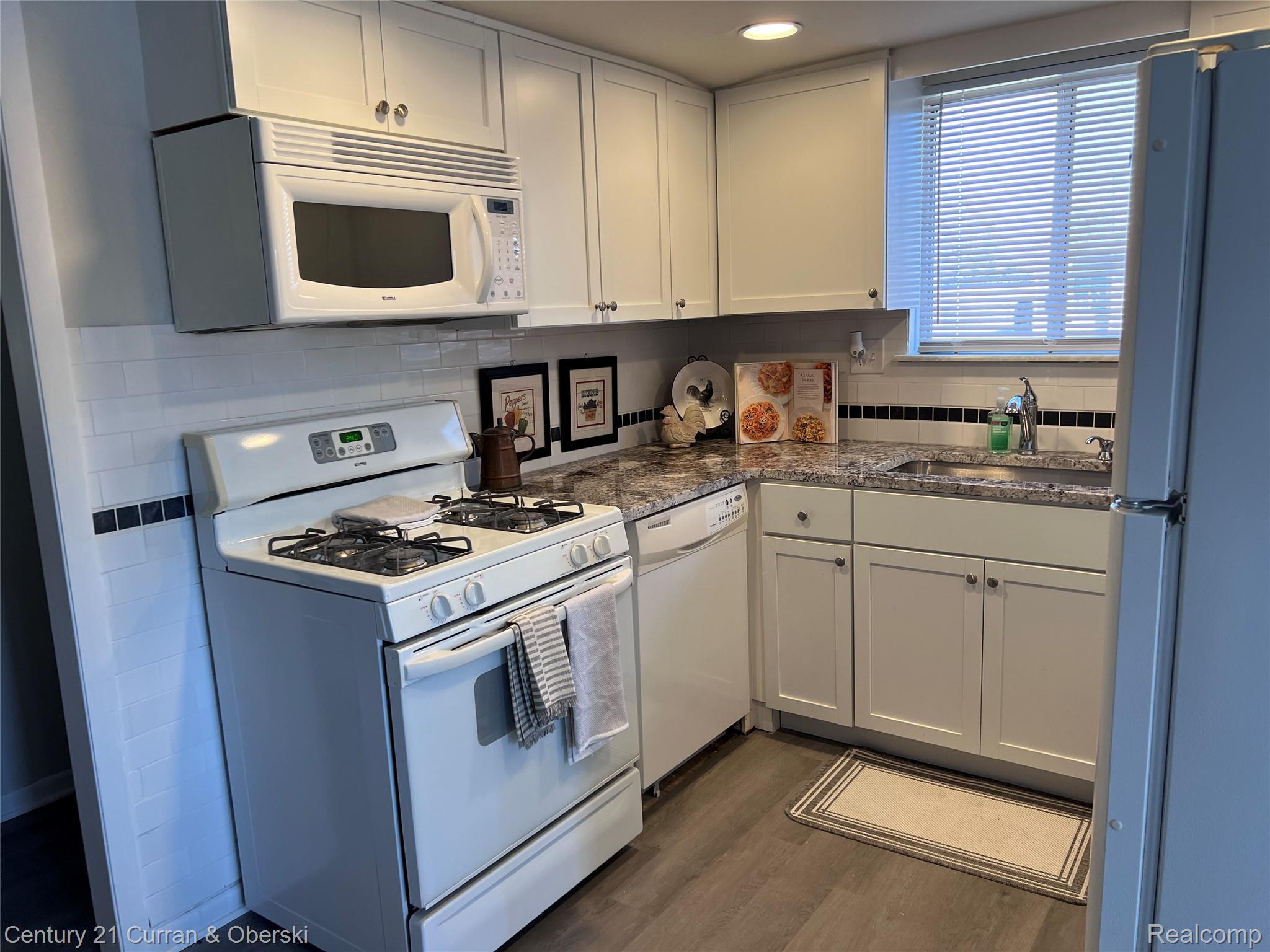 25159 Franklin Terrace 8