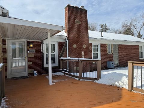 A home in FarmingtonHillsCity_Oakland