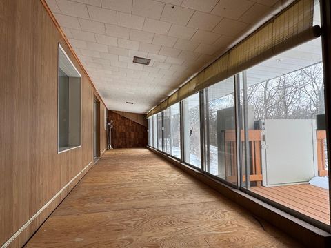 A home in FarmingtonHillsCity_Oakland