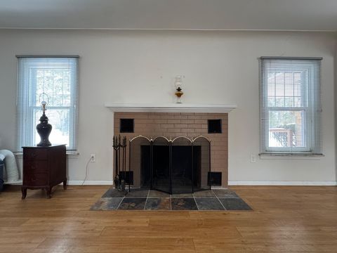 A home in FarmingtonHillsCity_Oakland