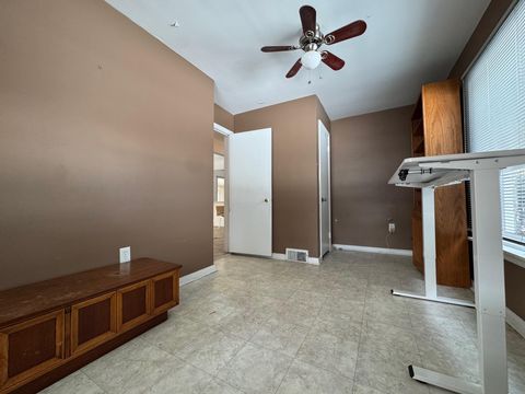 A home in FarmingtonHillsCity_Oakland