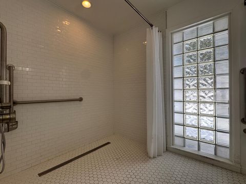 A home in FarmingtonHillsCity_Oakland