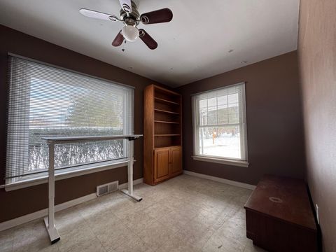 A home in FarmingtonHillsCity_Oakland