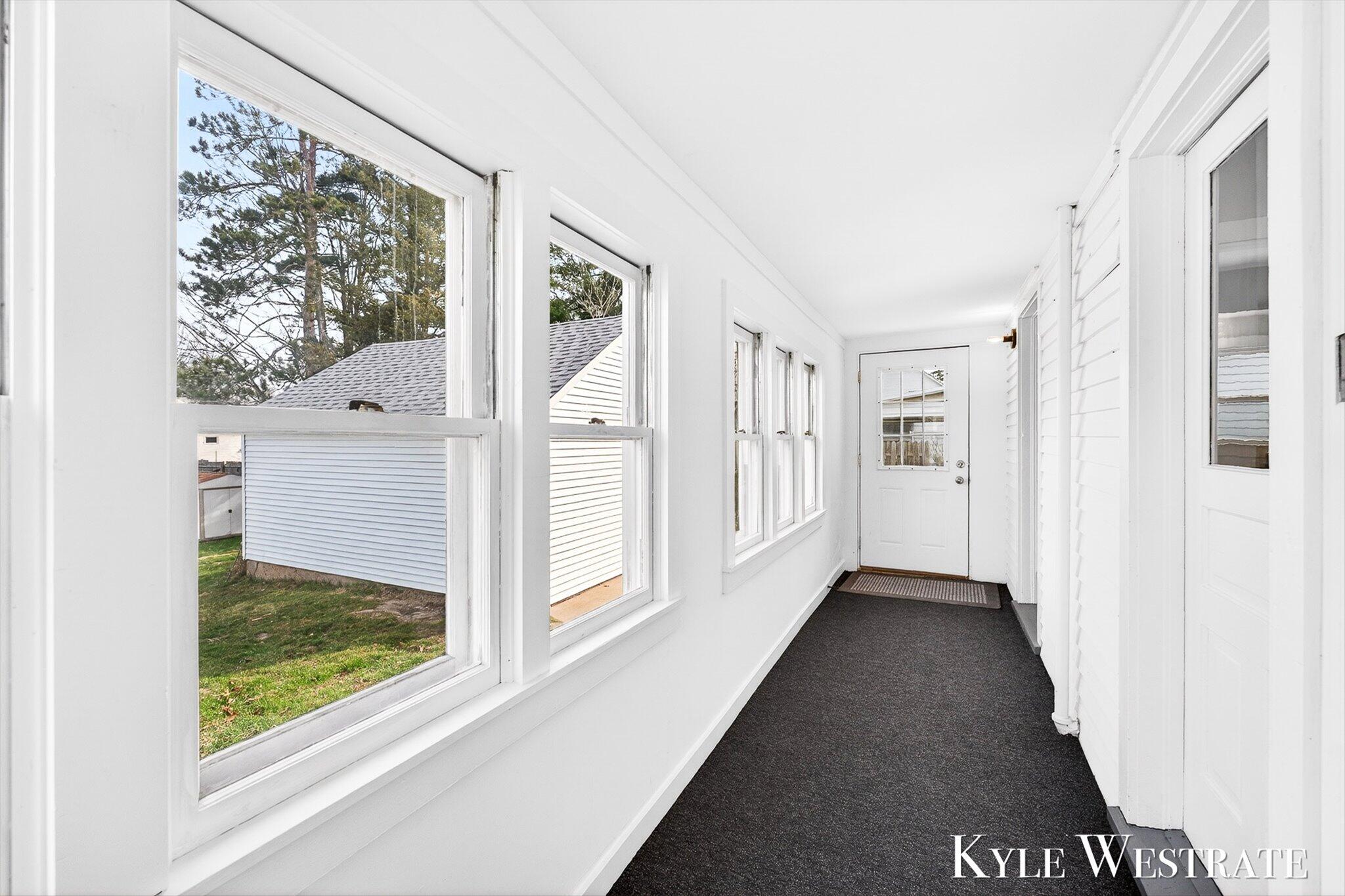 225 W Marshall Street