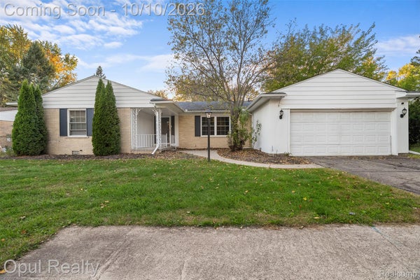 23949 MEADOWBROOK RD, NOVI, MI 48375 - Image d61f5c103c205430ffaaac2942e1acde/557656035