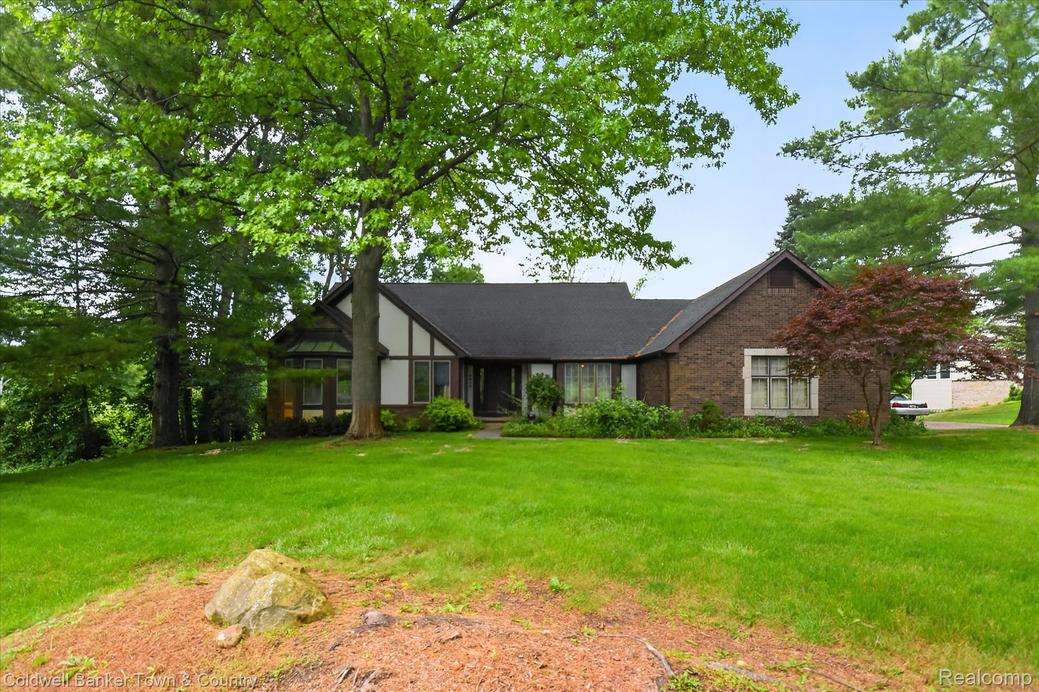 6656 Snowshoe Lane