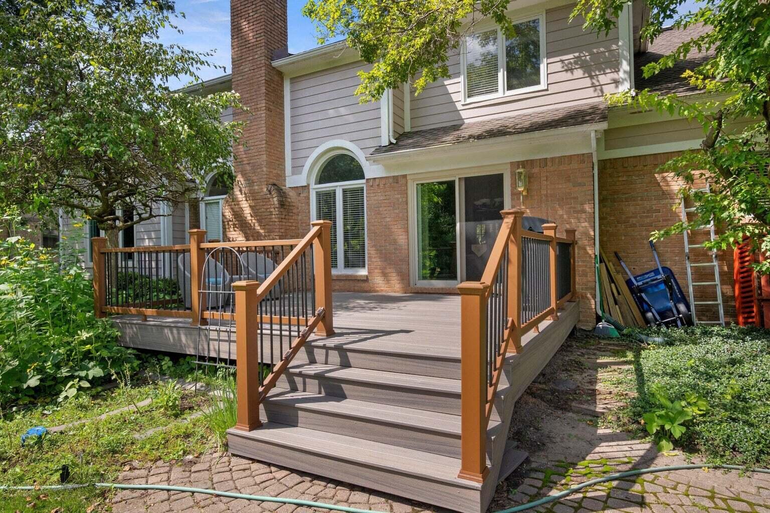 6568 Crabapple Drive