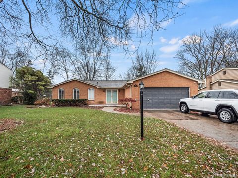 980 Briston Drive Rochester Hills City MI 48307