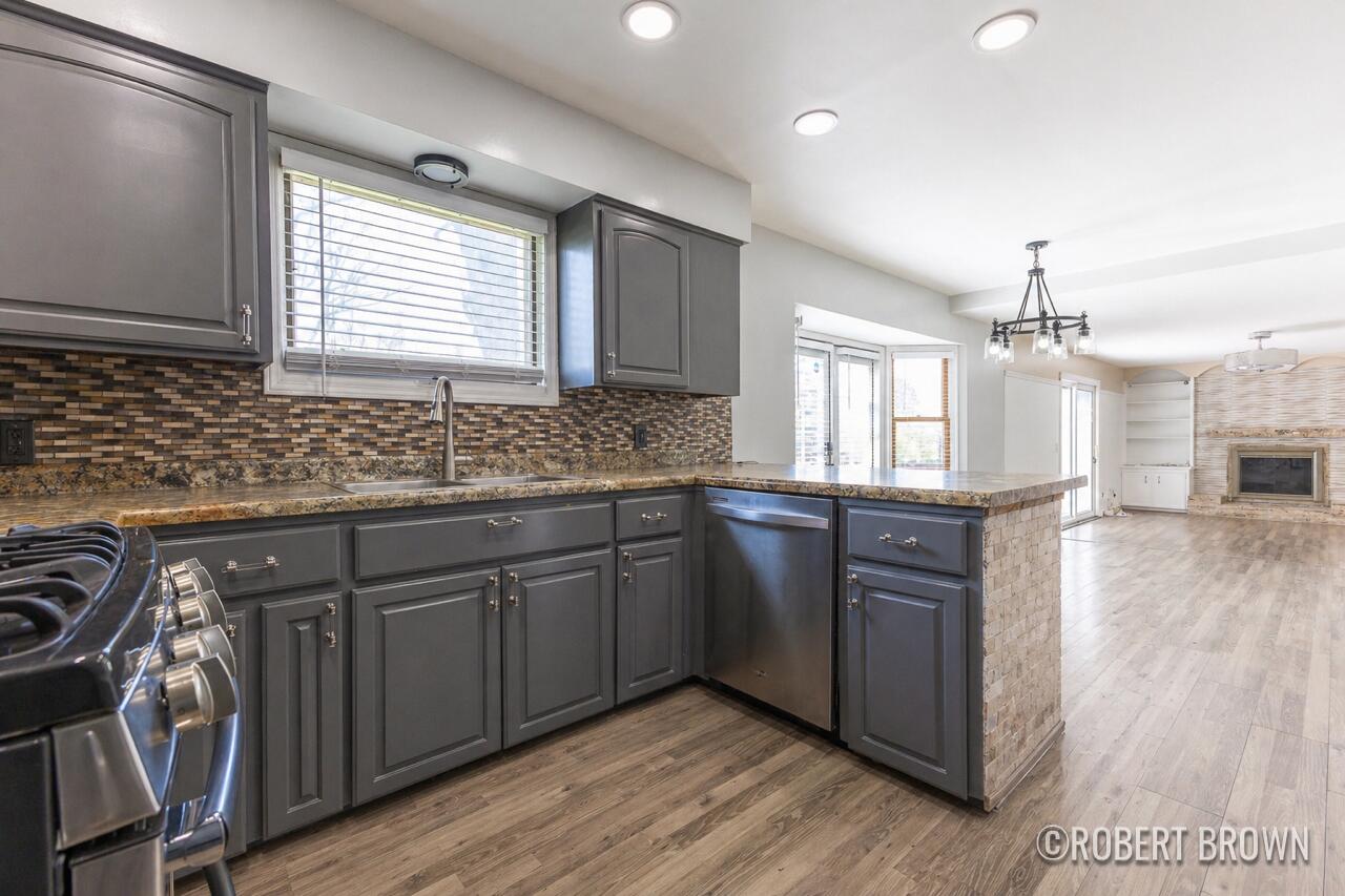 2074 Wolfboro Drive SE