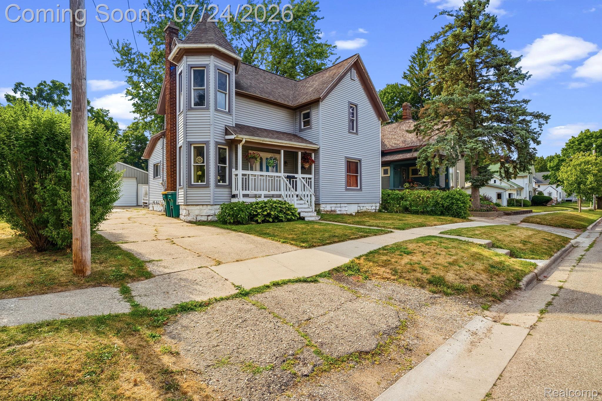 205 N Mackinaw Street