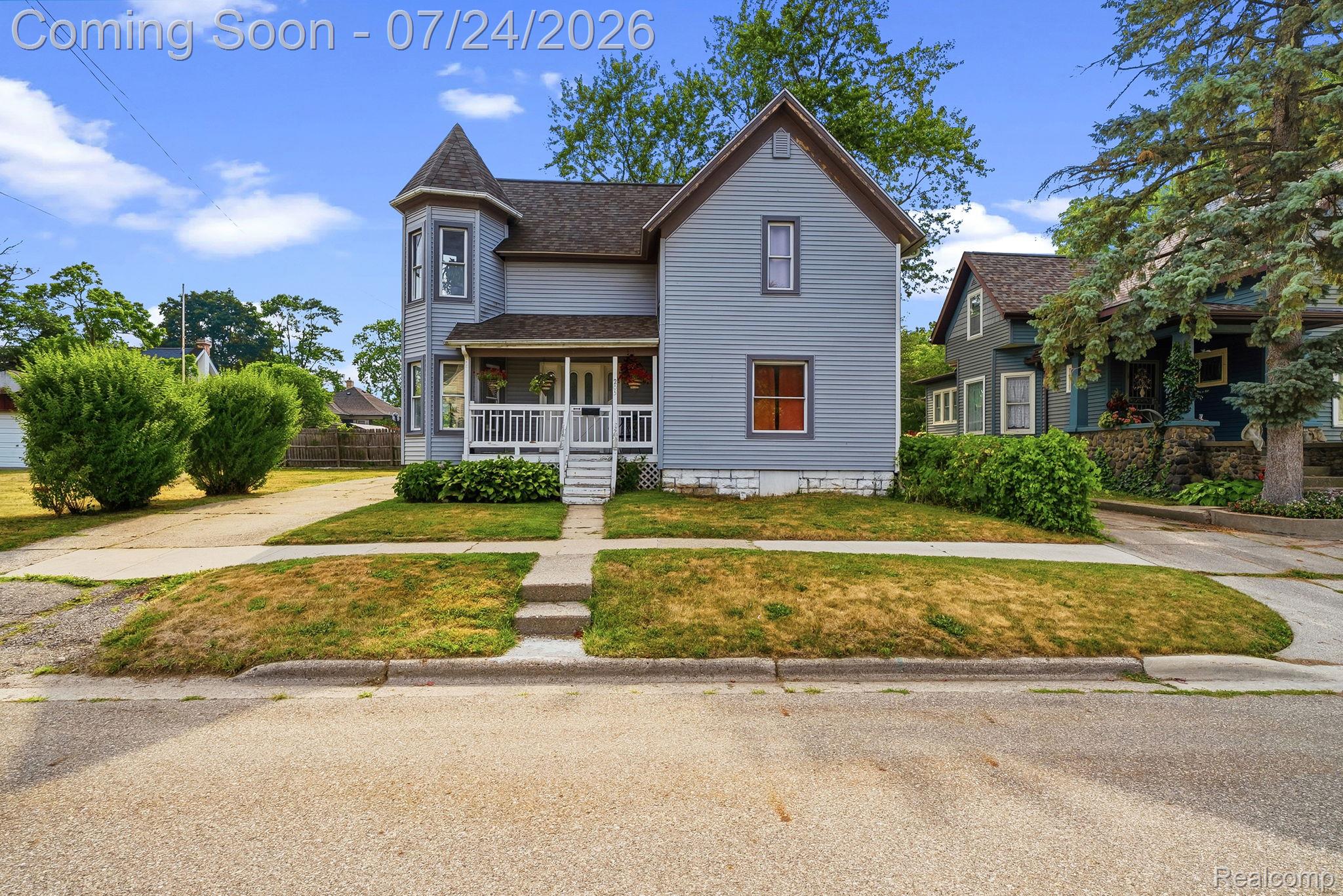 205 N Mackinaw Street