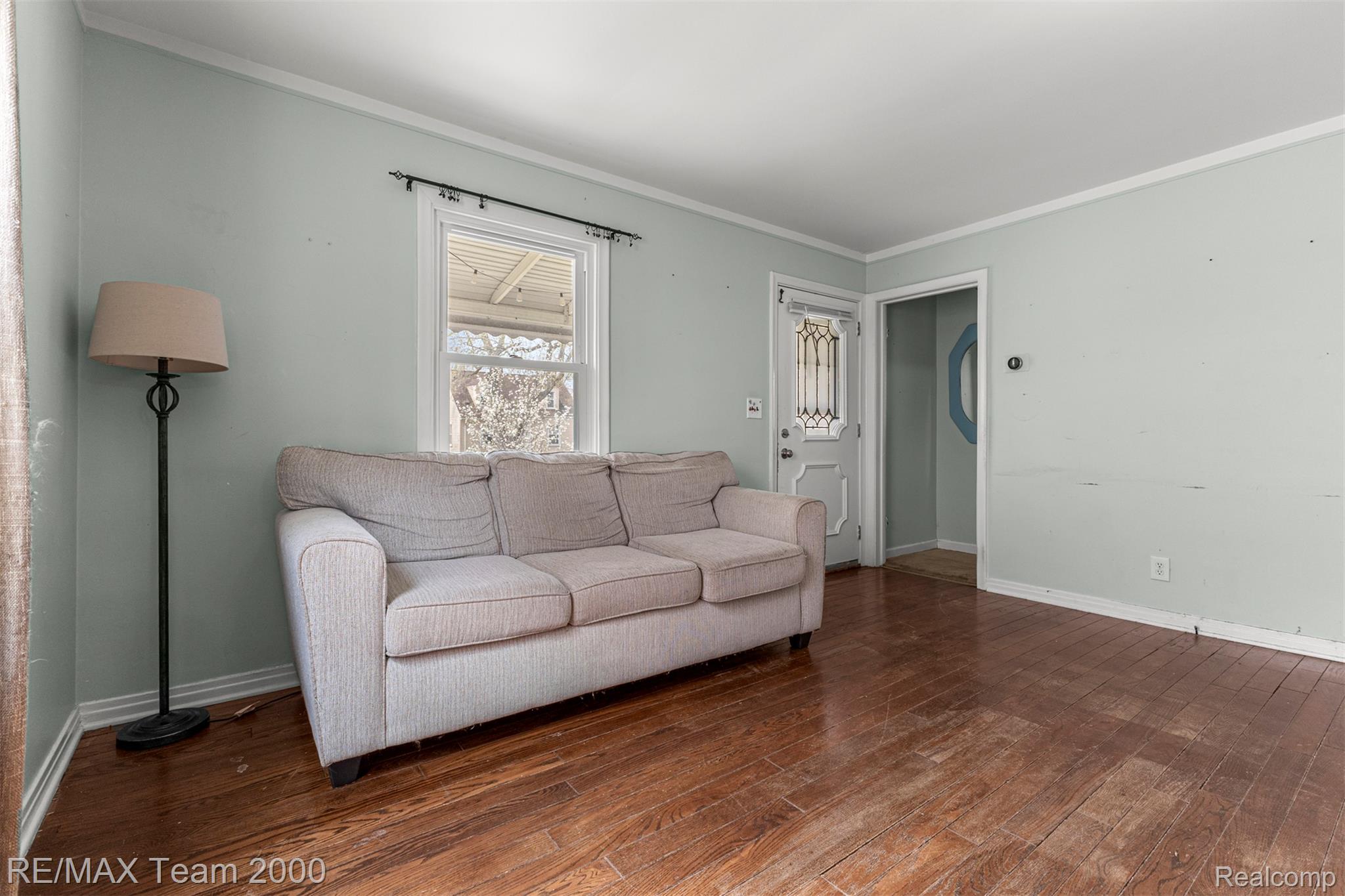 3337 Edgewood Street