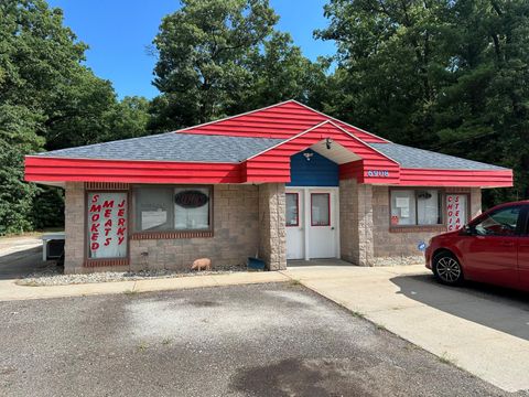 6908 E Apple Avenue Egelston Township MI 49442