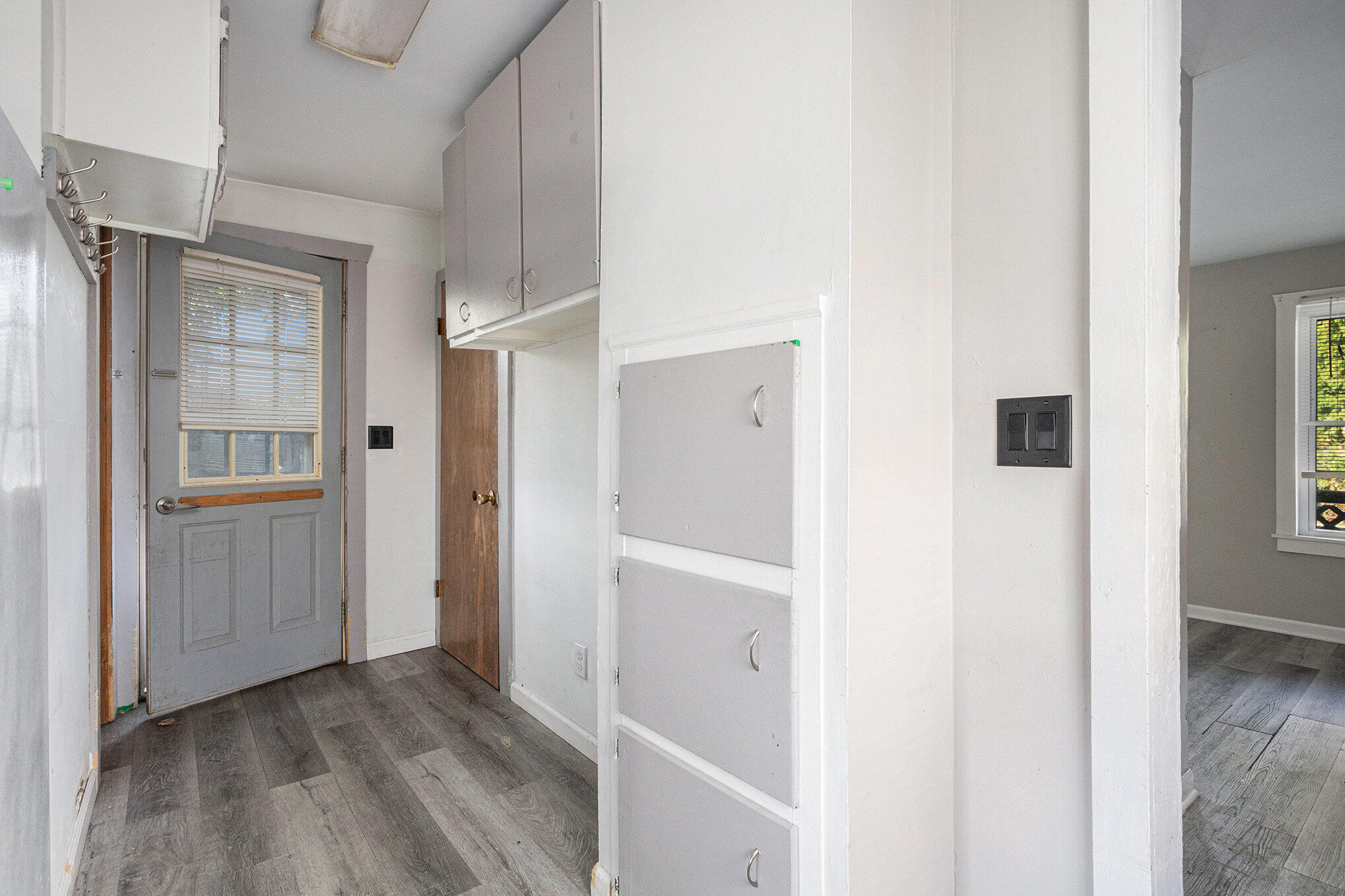 108 N Disbrow Street