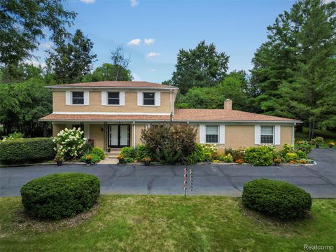 29876 Northbrook Street Farmington City MI 48334