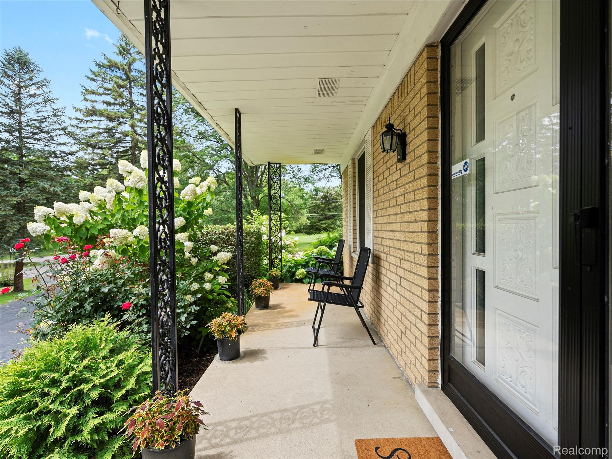 29876 Northbrook Street