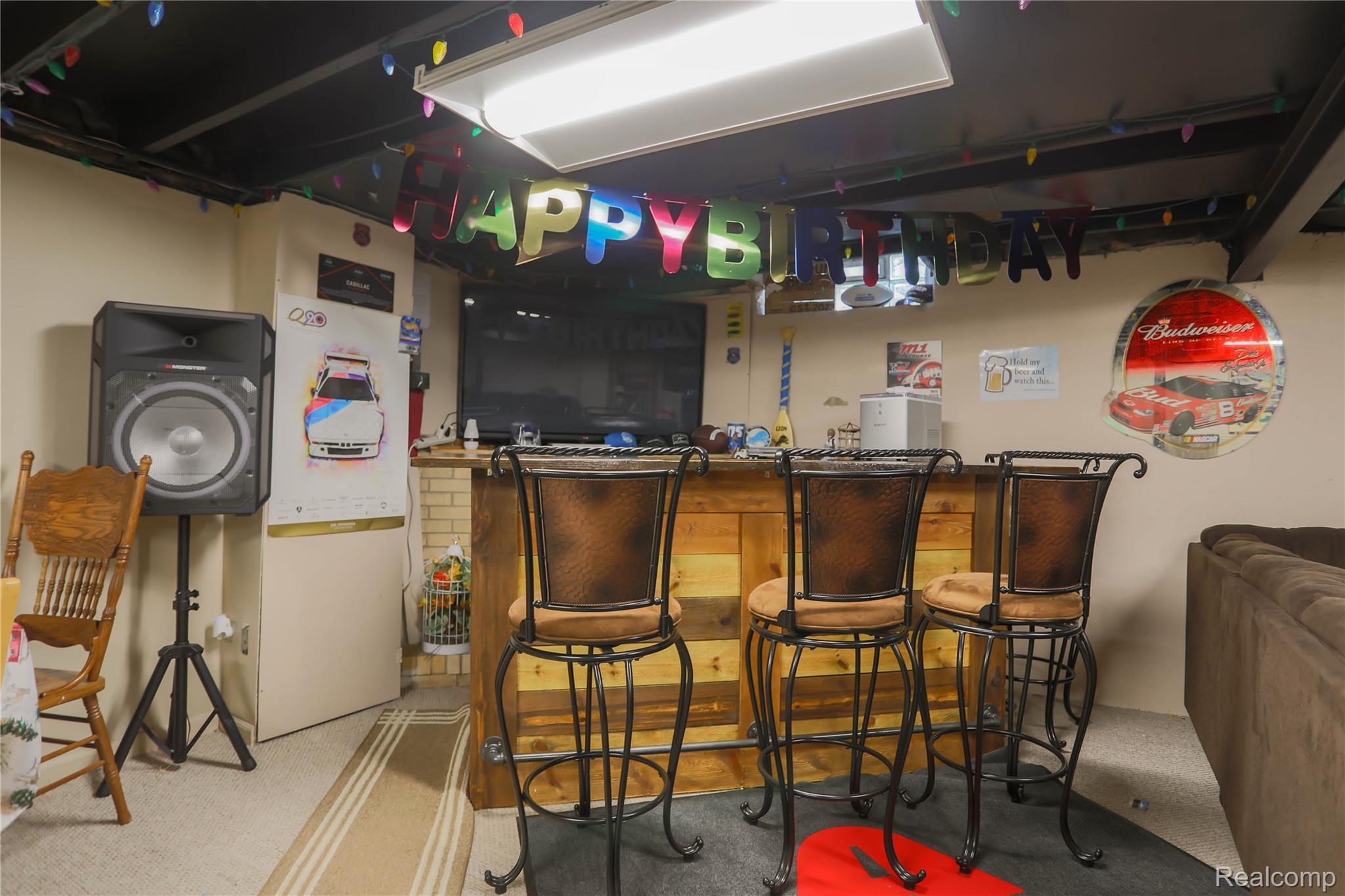 Clinton Charter Township, Michigan 48035, United States, 4 Bedrooms Bedrooms, ,3 BathroomsBathrooms,Residential,Pending,217437