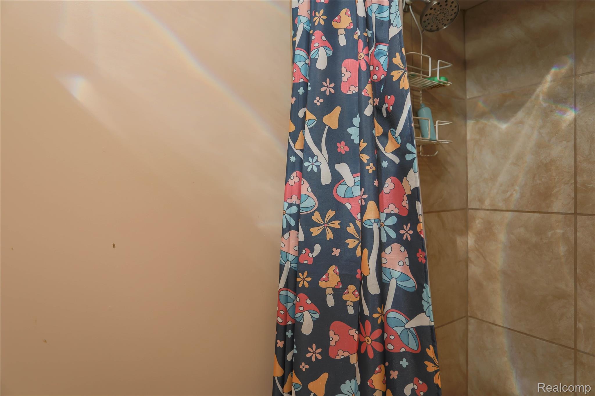 Clinton Charter Township, Michigan 48035, United States, 4 Bedrooms Bedrooms, ,3 BathroomsBathrooms,Residential,Pending,217437