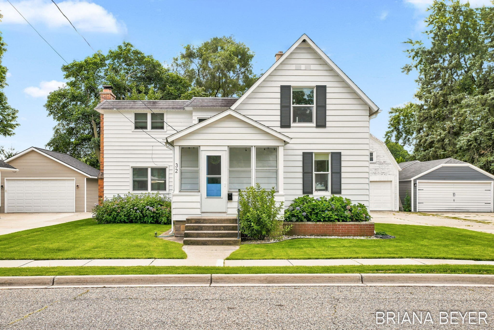 32 W Mckinley Avenue