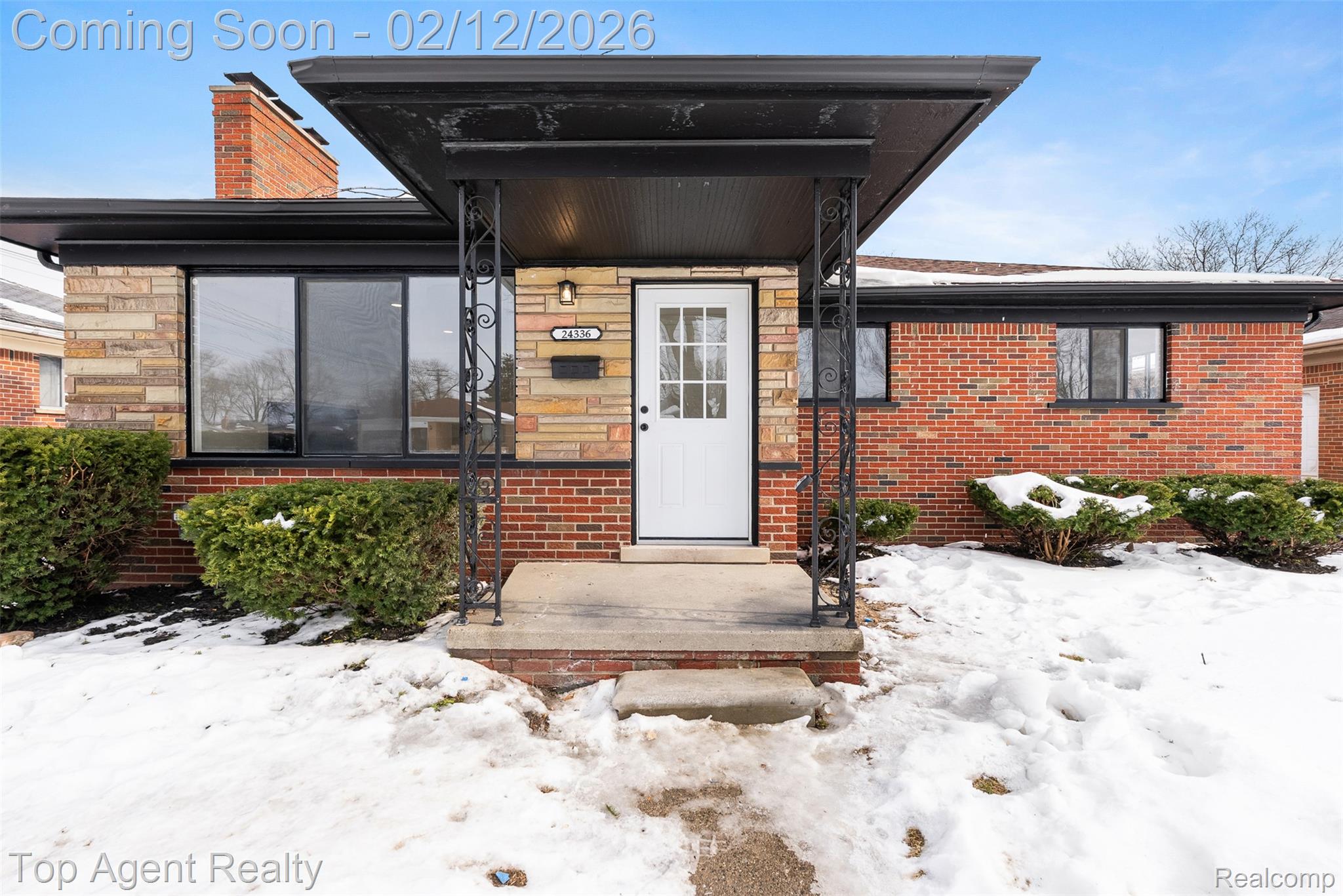 24336 Warrington Court