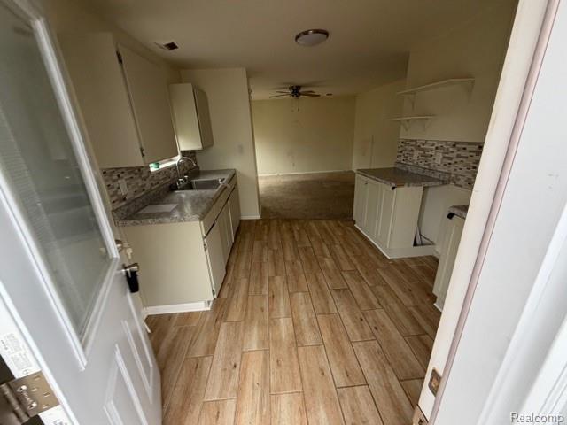 41 E Sheffield Avenue