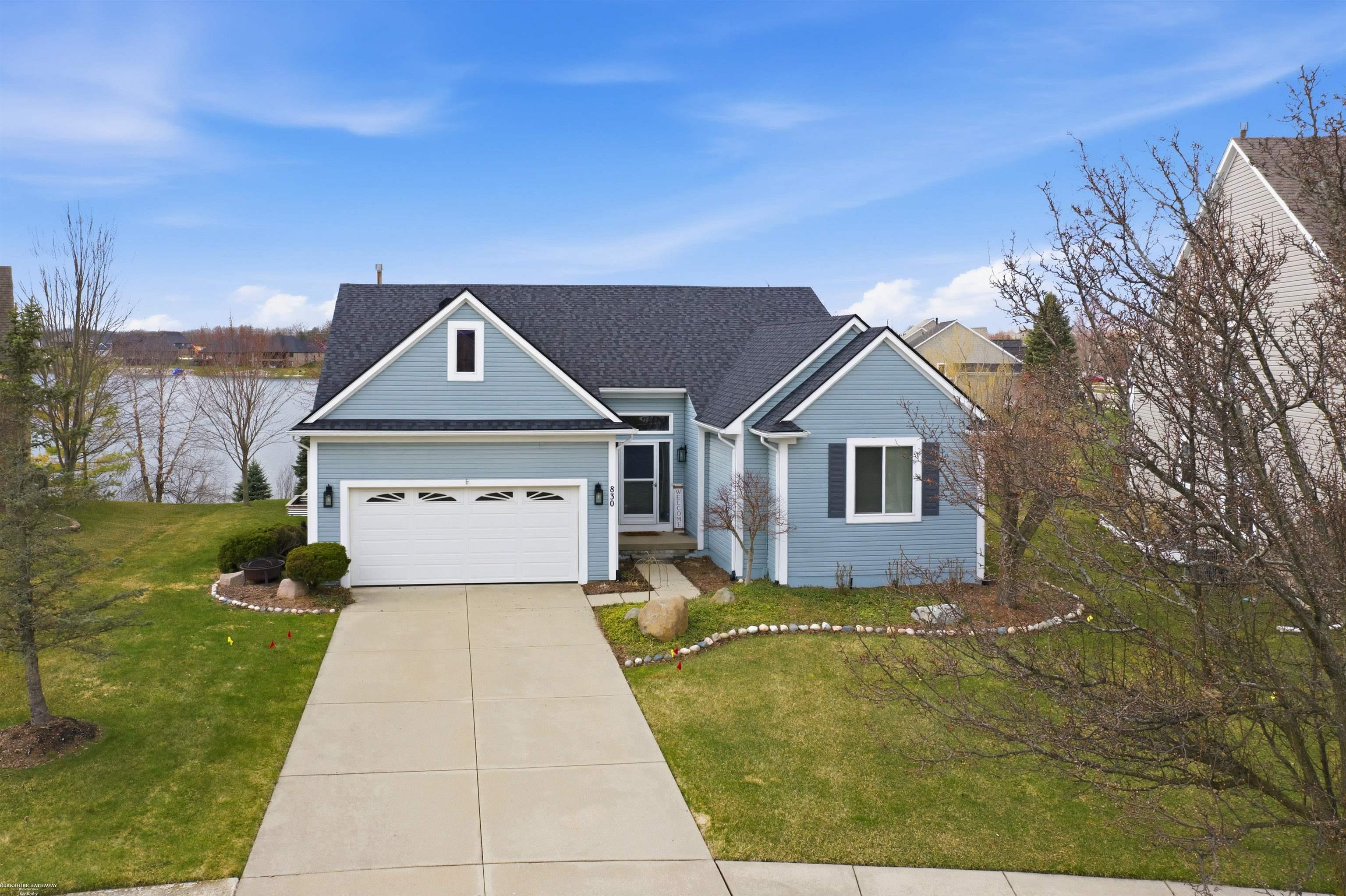 830 Cross Cir Street