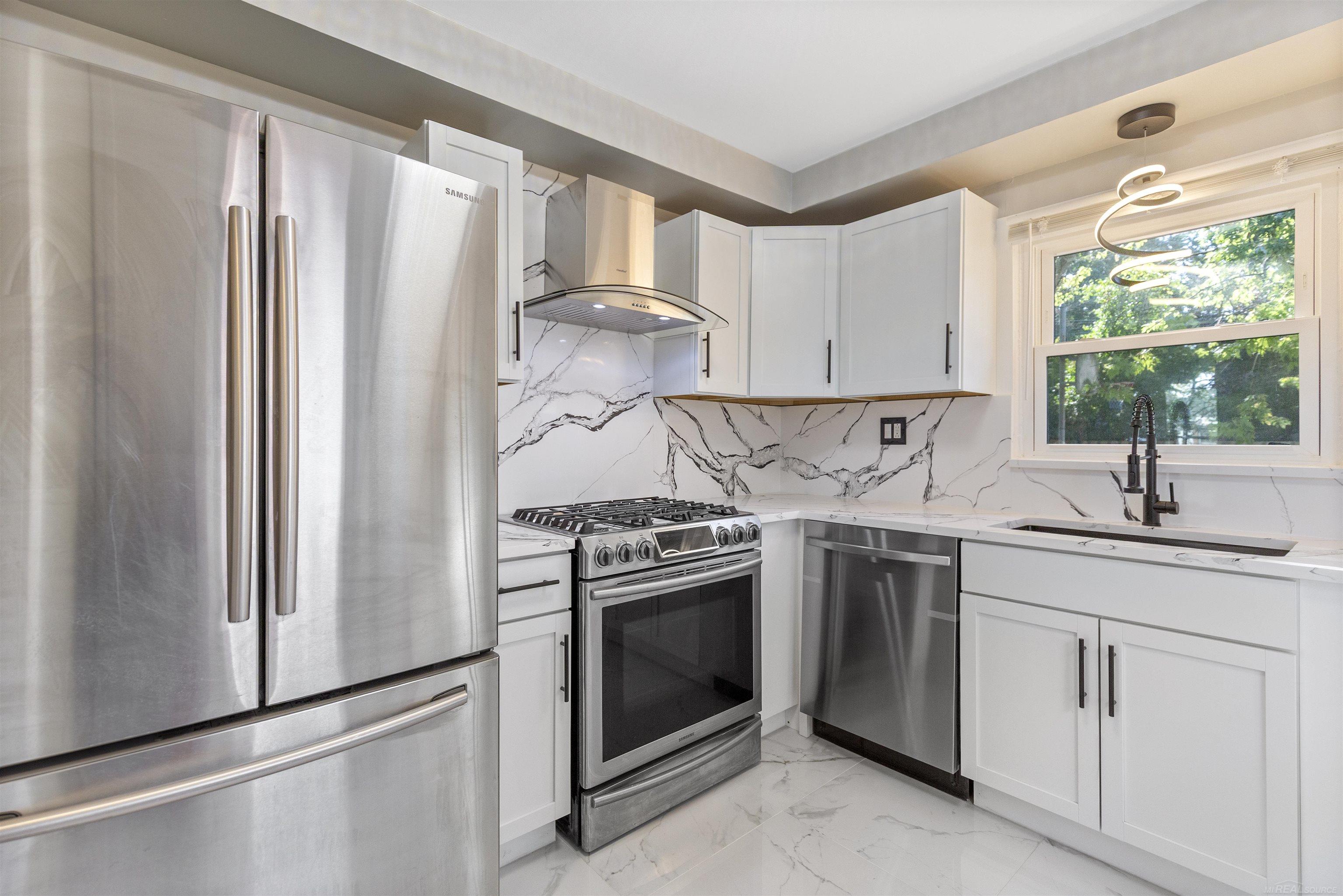 10419 W 11 Mile Road