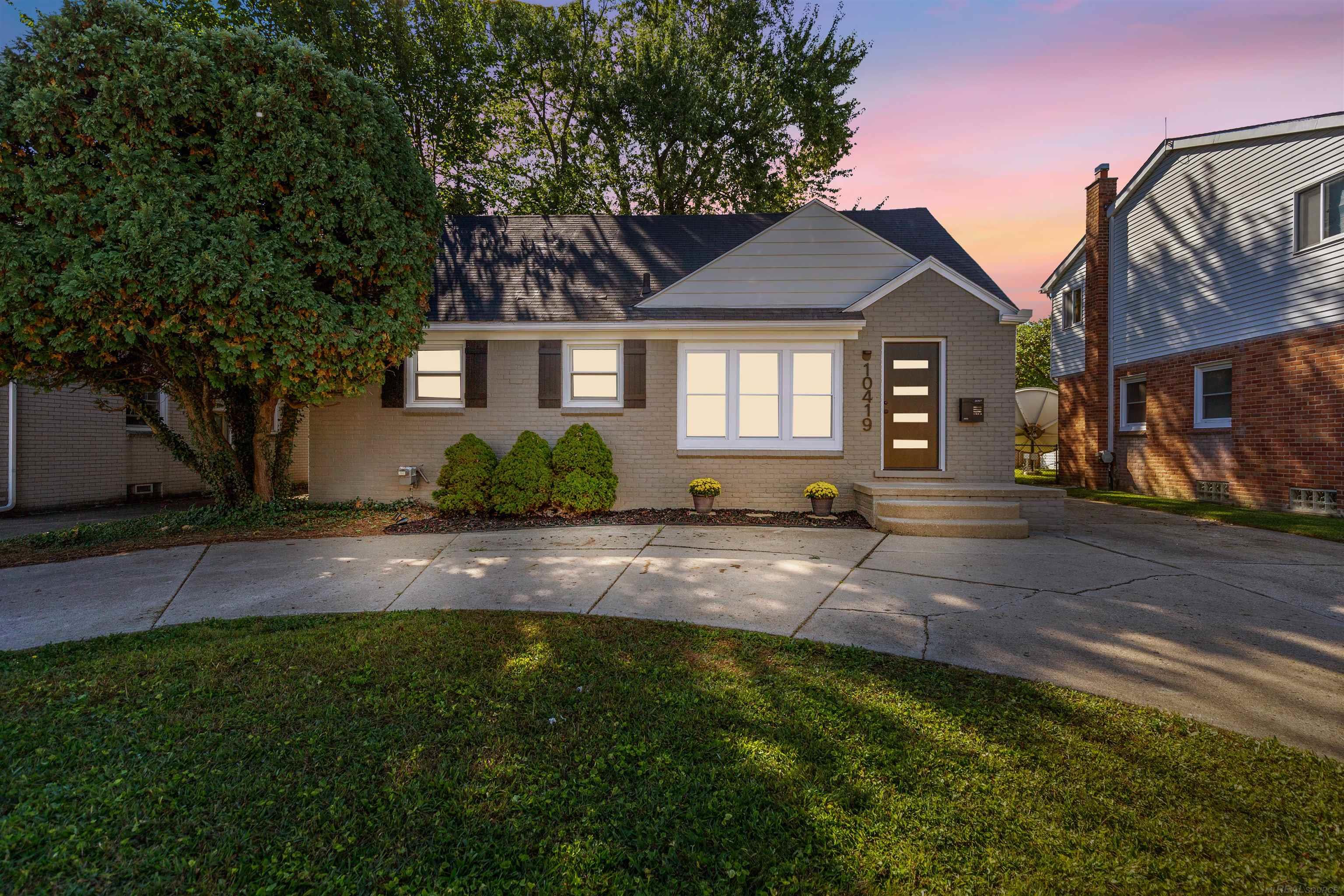 10419 W 11 Mile Road