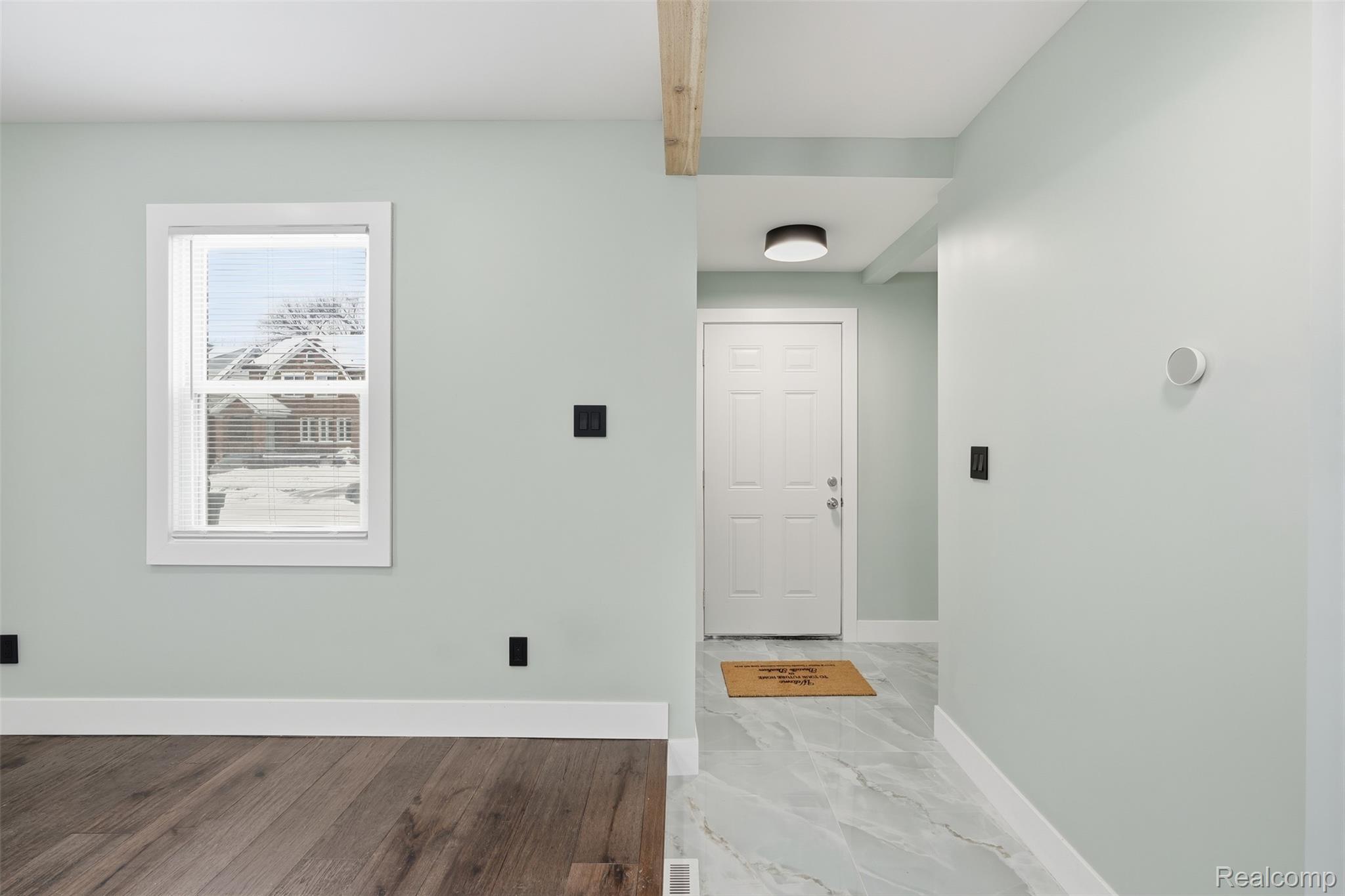 4404 Somerset Avenue