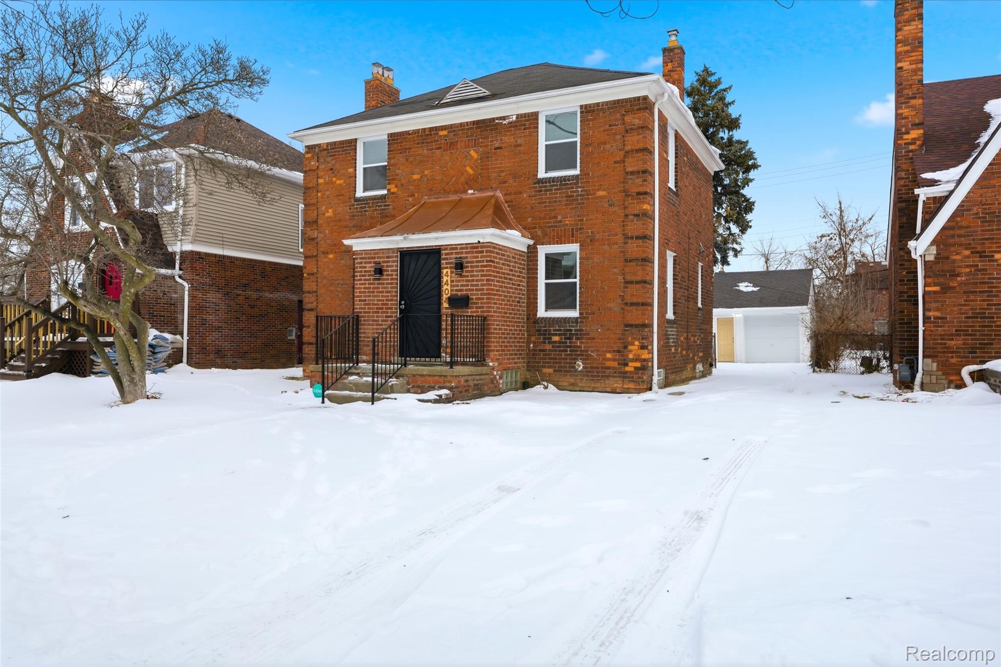 4404 Somerset Avenue